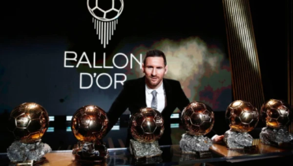 Lionel Messi - Huyền thoại bóng đá vĩ đại nhất mọi thời đại 3 Quả bóng vàng của Messi